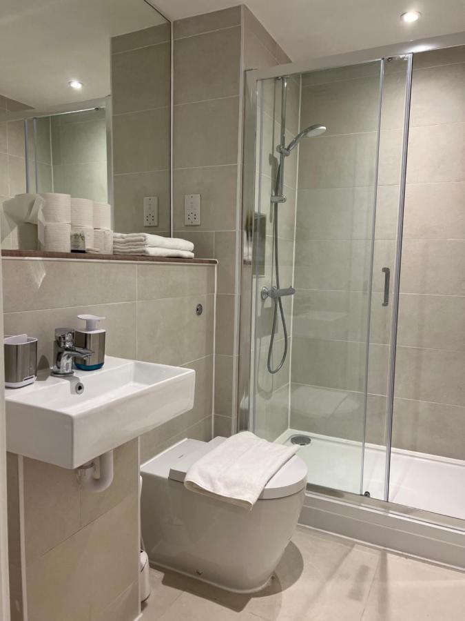 99 Guest House Истборн Екстериор снимка