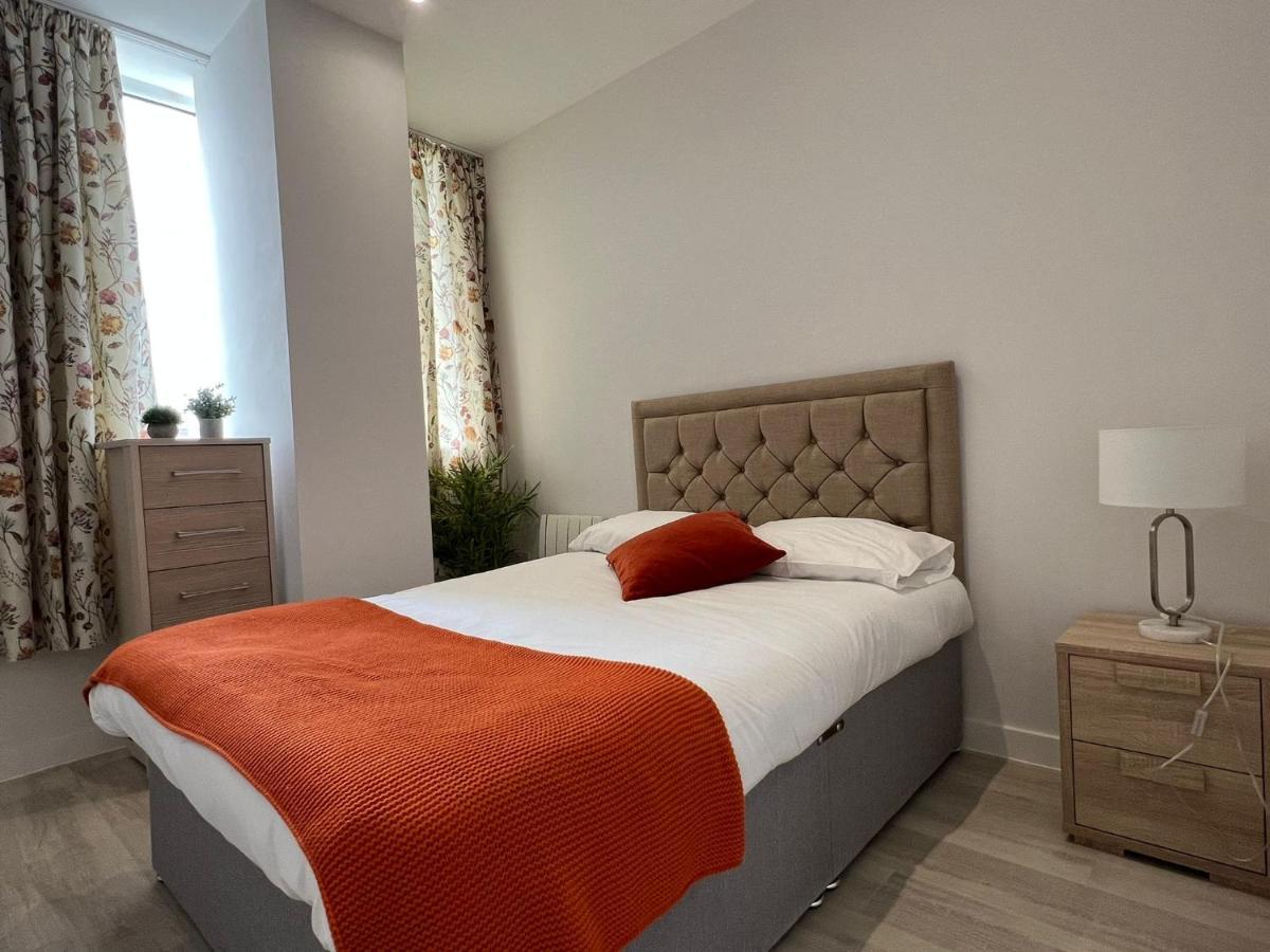 99 Guest House Истборн Екстериор снимка