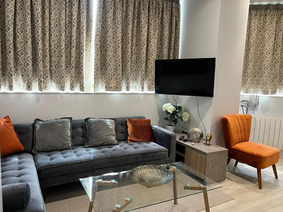 99 Guest House Истборн Екстериор снимка
